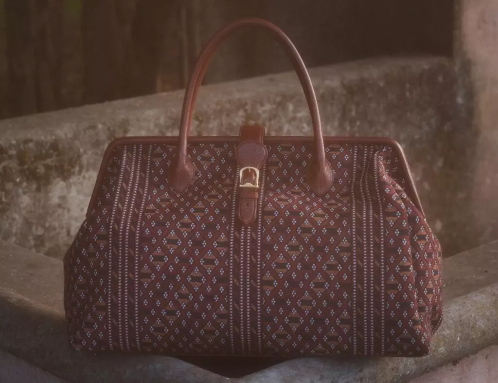 Tuscan's Ladies Luxury Crossbody Shoulder Bag Caramel